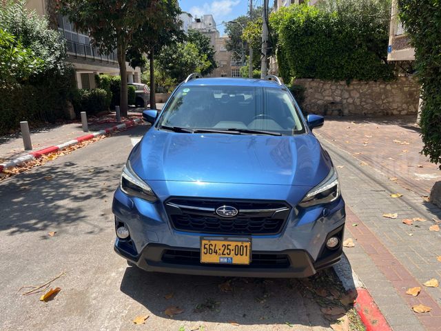 מודעת רכב סובארו XV