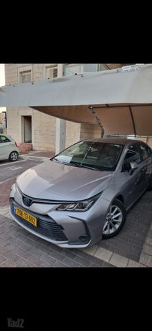 מודעת רכב טויוטה קורולה