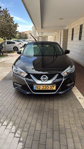 מודעת רכב ניסאן מקסימה