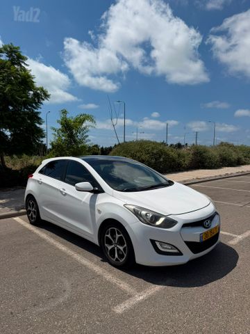 יונדאי i30