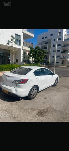 מאזדה 3