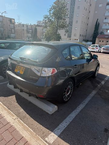 סובארו אימפרזה