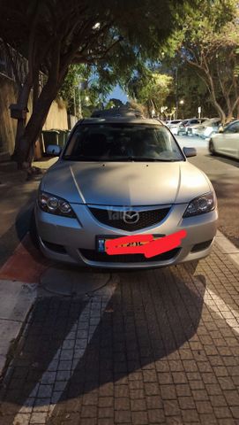 מאזדה 3