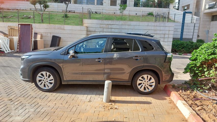 סוזוקי S-Cross