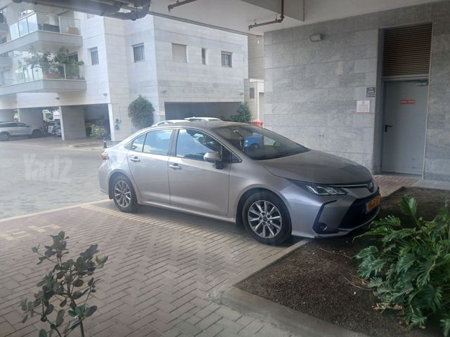 טויוטה קורולה