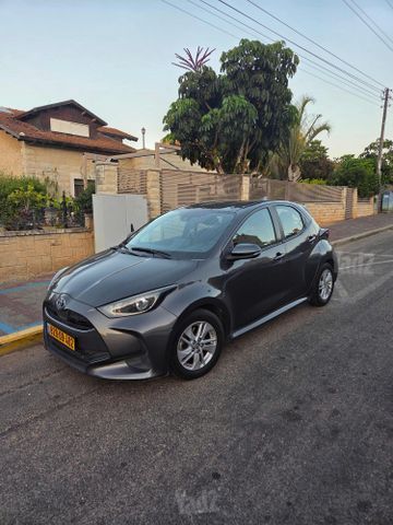 מודעת רכב טויוטה יאריס