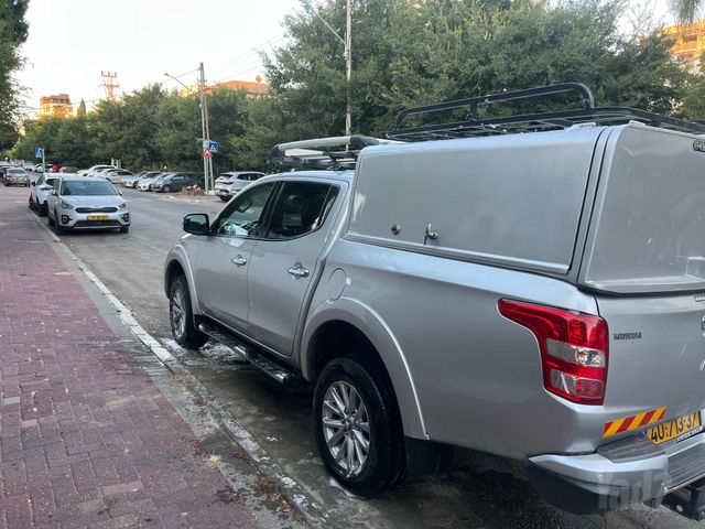 מיצובישי טרייטון / L200