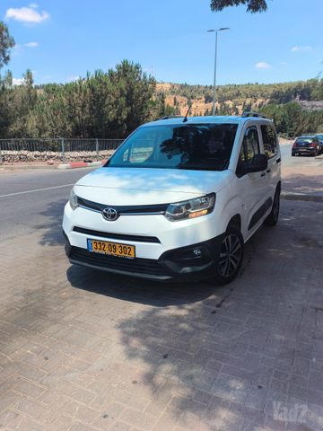 טויוטה פרואייס סיטי