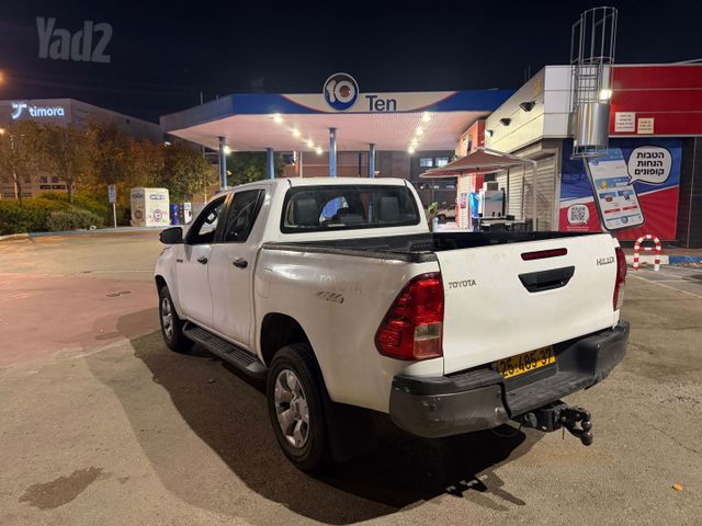 טויוטה היילקס