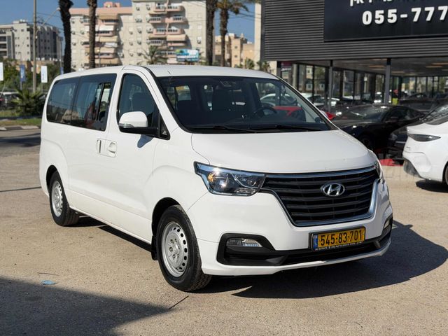 יונדאי H-1 / i800