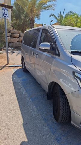 מודעת רכב יונדאי H-1 / i800