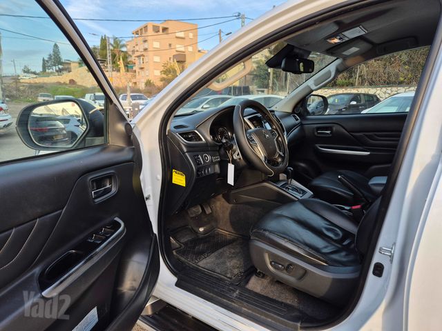 מיצובישי טרייטון / L200