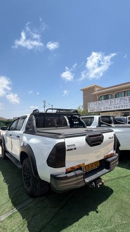 טויוטה היילקס