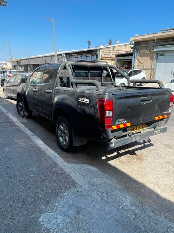 די-מקס 4X4 S אוט׳ דאבל קבינה 5 מק 4 דל 2.5 (163 כ״ס)