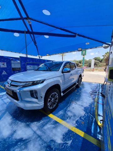 מיצובישי טרייטון / L200