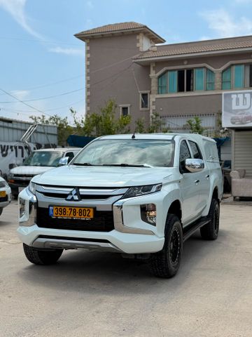 מיצובישי טרייטון / L200