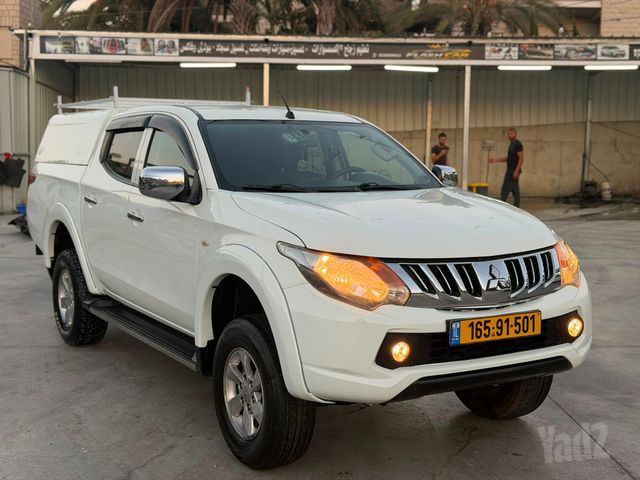 מיצובישי טרייטון / L200
