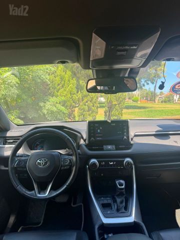 טויוטה RAV4