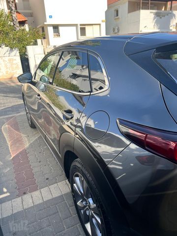 מאזדה CX-30