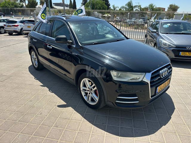 אאודי Q3