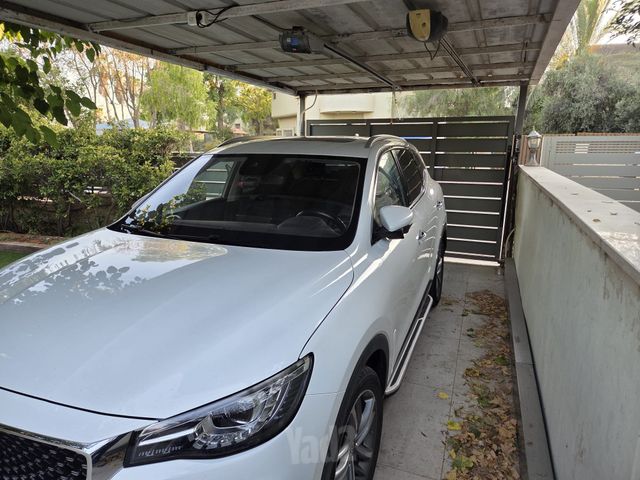 מודעת רכב אם ג'י EHS PHEV