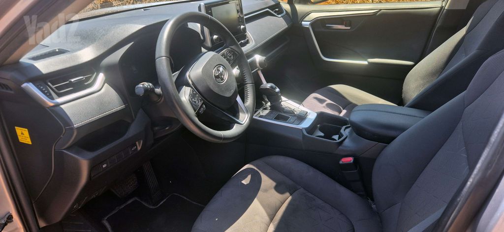 טויוטה RAV4