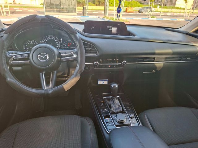 מאזדה CX-30