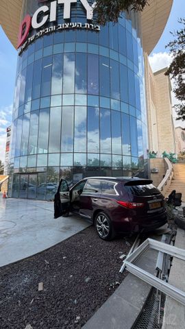 אינפיניטי QX60