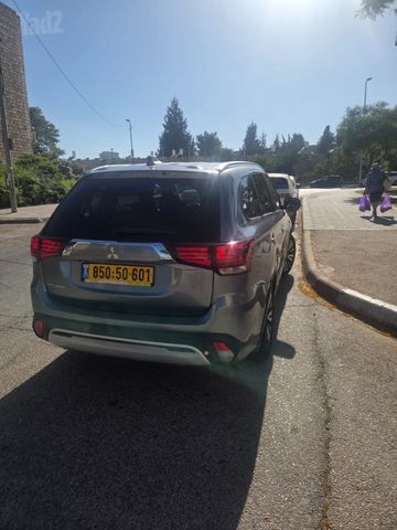 מודעת רכב מיצובישי אאוטלנדר
