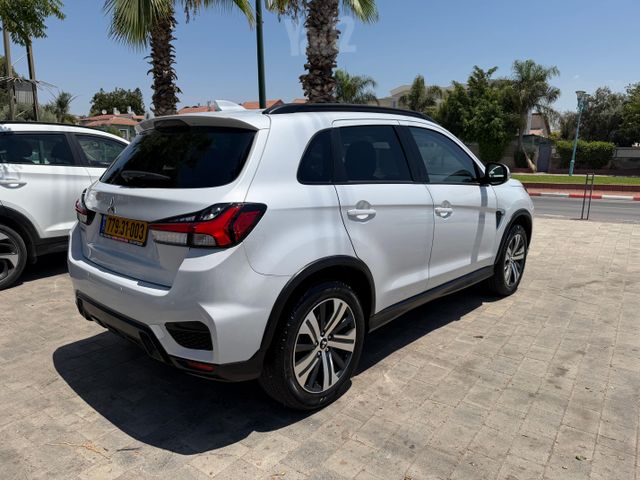 מיצובישי ASX