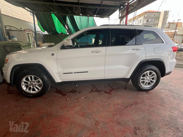 גרנד צ'ירוקי Road Laredo אוט׳ 3.6 (295 כ״ס)