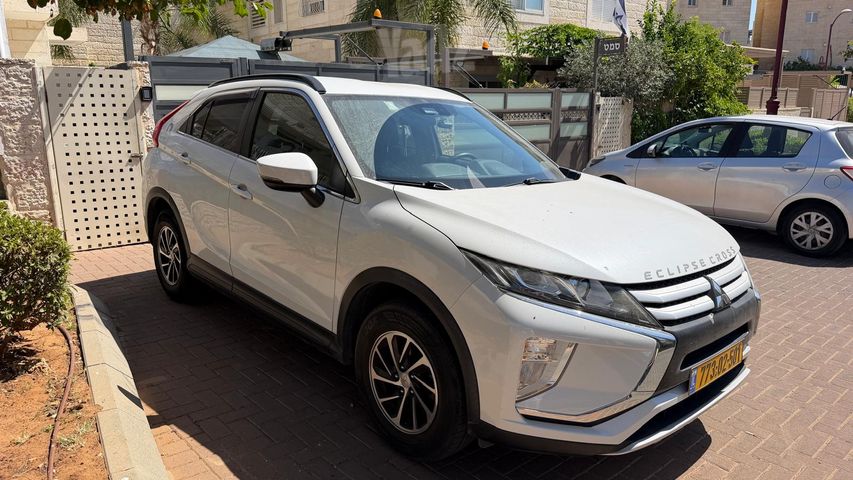 אקליפס קרוס Intense אוט׳ 1.5 (163 כ״ס)