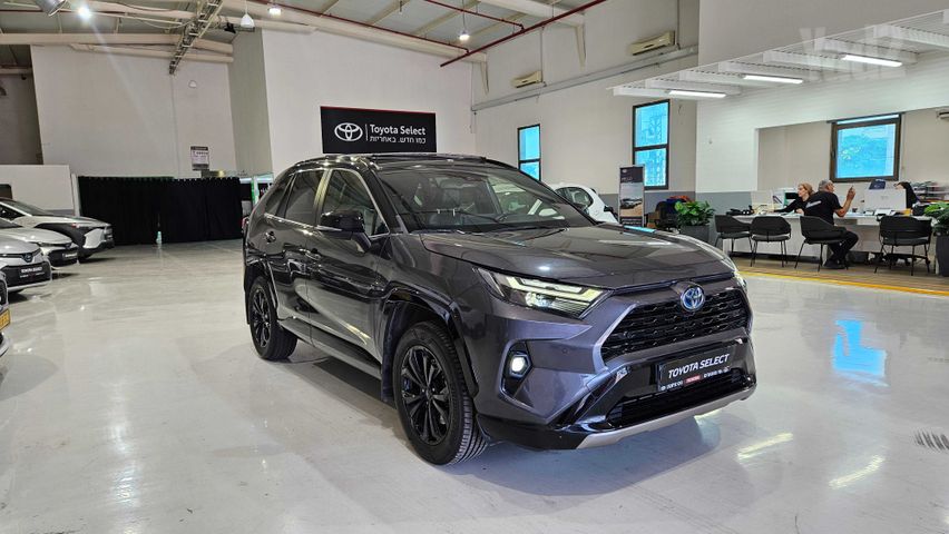 טויוטה RAV4