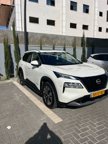 אקס טרייל 4X4 Acenta Top היברידי אוט׳ 7 מק 1.5 (156 כ״ס)