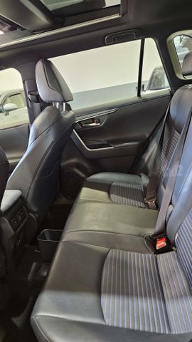 טויוטה RAV4