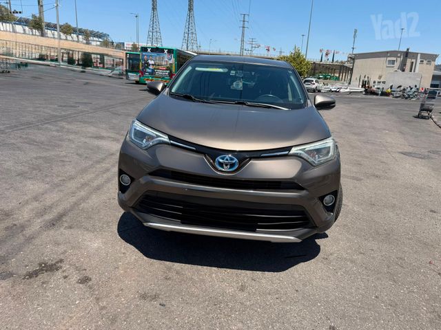 טויוטה RAV4