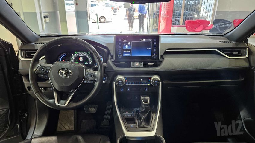 טויוטה RAV4