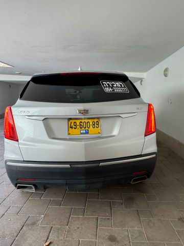 קאדילק XT5