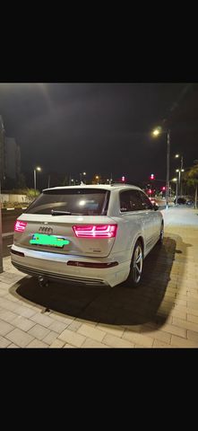 אאודי Q7