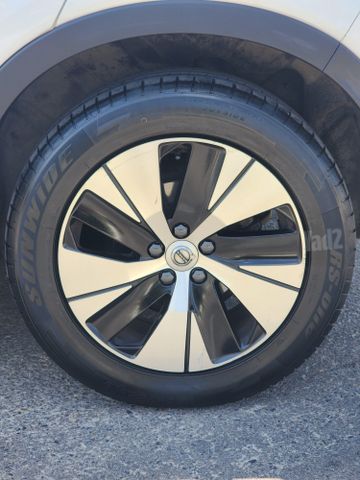 וולוו XC40