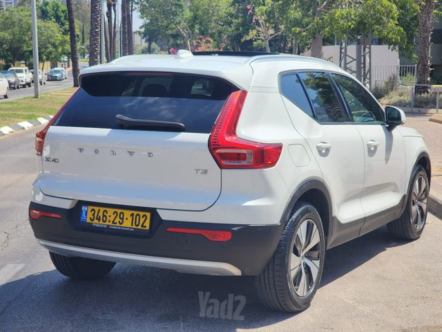 וולוו XC40