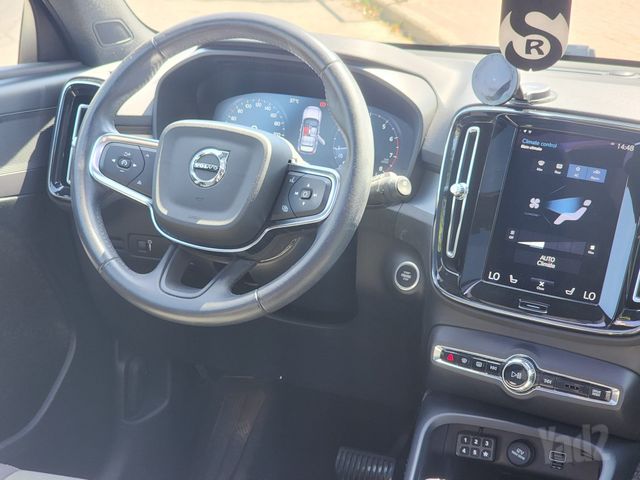 וולוו XC40