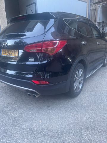 יונדאי סנטה פה