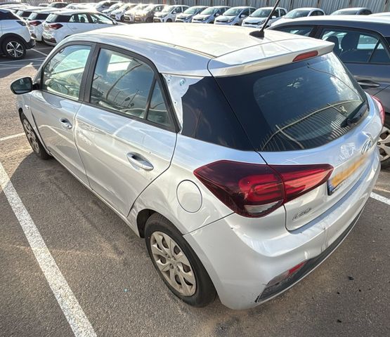 מודעת רכב יונדאי i20
