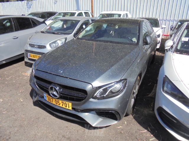 מודעת רכב מרצדס-בנץ E-class