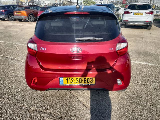יונדאי i10