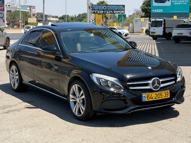 מודעת רכב מרצדס-בנץ C-class