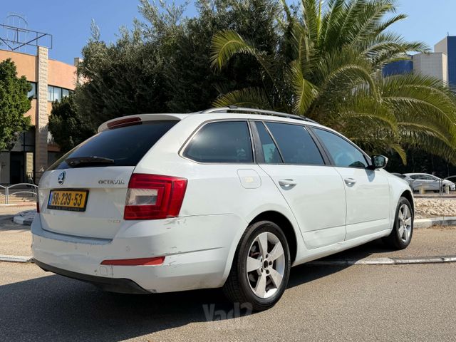 סקודה אוקטביה
