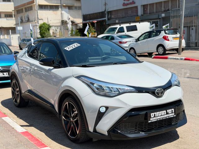 טויוטה C-HR