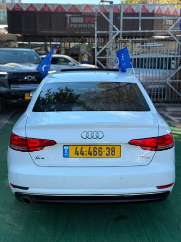 אאודי A4